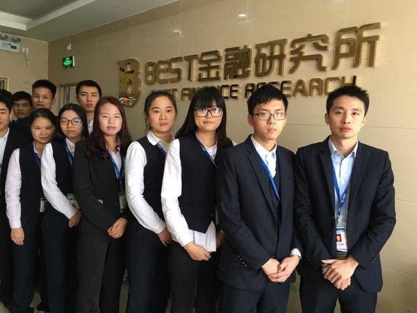 武汉商务套装定制厂|武汉韩版西服定制报价|睿思琪供