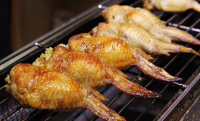 鸡翅包饭有几种口味哪里可以学鸡翅包饭重庆烧烤培训