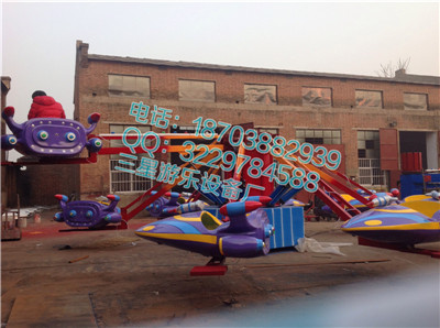 郑州星河游乐专业生产新型游乐设备自控飞机