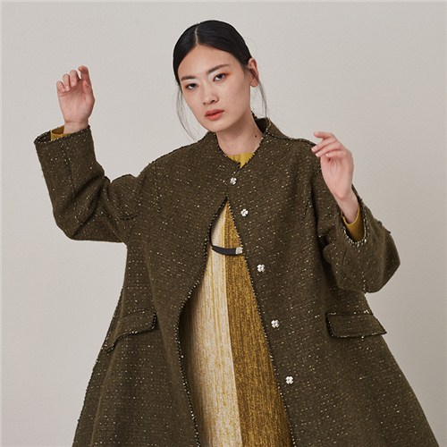 ESBACK品牌女装加盟-大摆呢外套