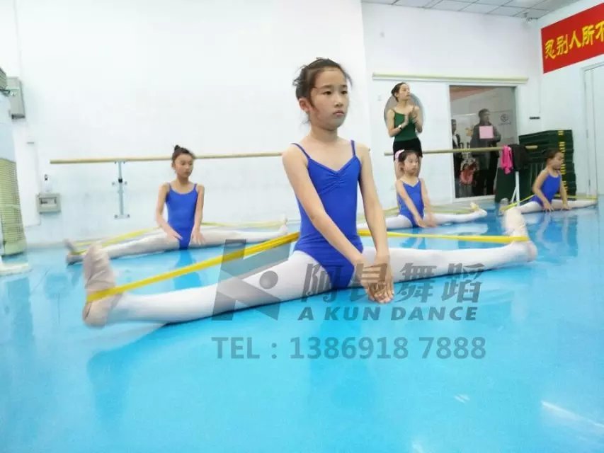 阿昆舞蹈 少儿舞蹈培训 幼儿舞蹈 少儿芭蕾 少儿民族舞 幼儿芭蕾 幼儿民族舞 济南舞蹈培训