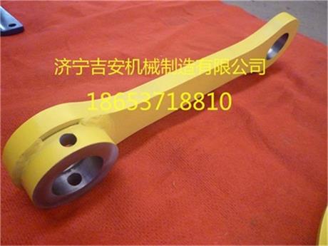 小松挖掘机连杆多少钱