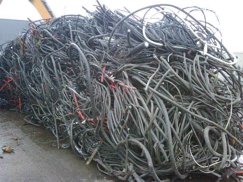 赤峰废电缆回收公司赤峰成轴电缆回收厂家
