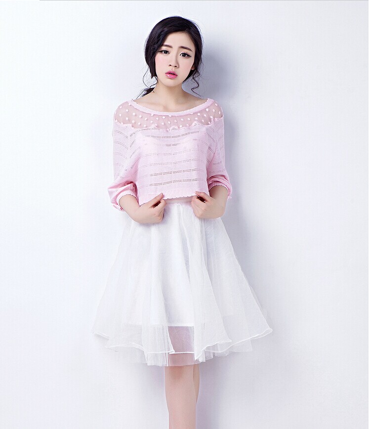 韩版时尚蕾丝短款淑女针织衫
