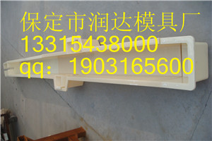 高速铁路钢丝网立柱模具
