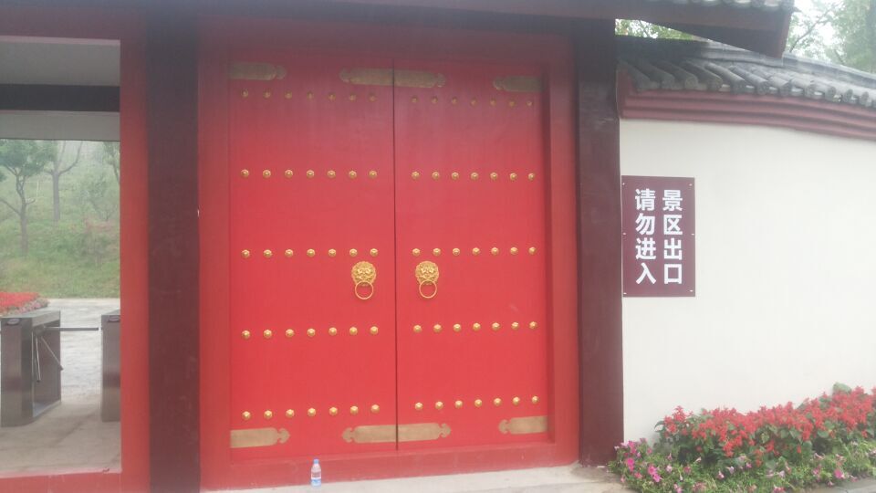 郑州专业定做销售仿古大门和明清大门