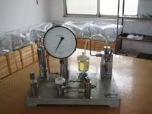 LYL-40型，LYL-60型压力表氧气表两用校验仪