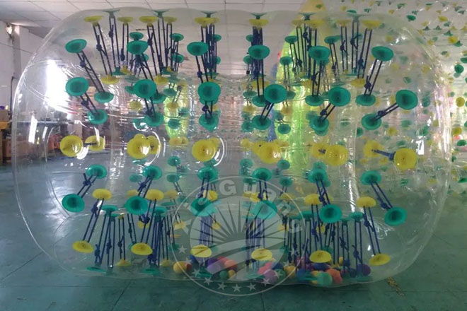 彩色水上滚筒案例
