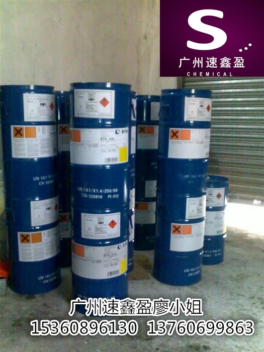 水性流平剂提高面滑爽性