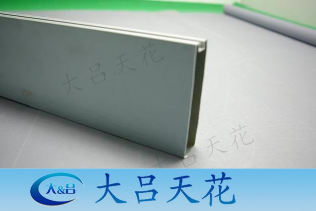 铝方通吊顶 矩形管铝方管木纹方通隔断 幕墙四方通型材铝合金护栏