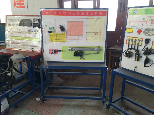 雨刮系统示教板，汽车教学实训设备，汽车维修教学设备