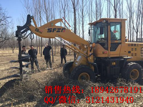 铲车改装电线杆钻坑机一台价格 小型铲车挖电杆坑机器