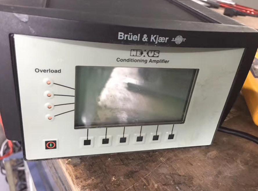 Bruel & Kjaer 2693 /2690丹麦 功率放大器