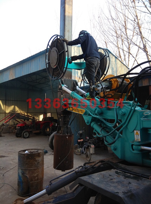 小型轮式旋挖钻机 地基 桩基础 打桩机 轮式打桩机