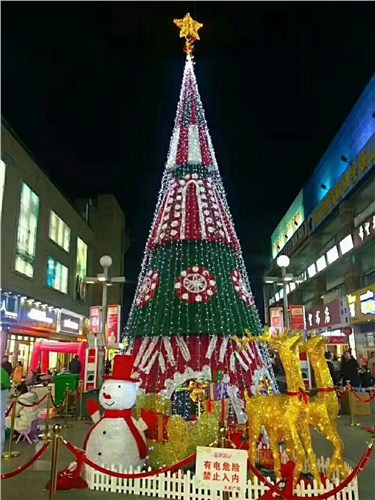 盐城大型圣诞树生产厂家,盐城大型圣诞树租赁,艾妮供