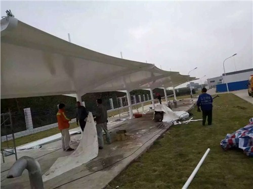 停车篷制作,停车定做公司哪家好,停车篷定做哪家质量比较好,宇轩供