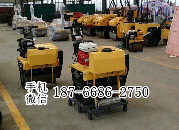 广西南宁手扶大轮径沟槽压实机 振动力3吨单钢轮压路机 DC700柴油振动压土机 沥青路面压实机