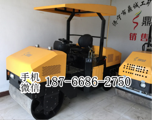 云南昆明三吨座驾式震动压路机 3吨双钢轮土石方压实机 柴油震动压土机道路碾压机