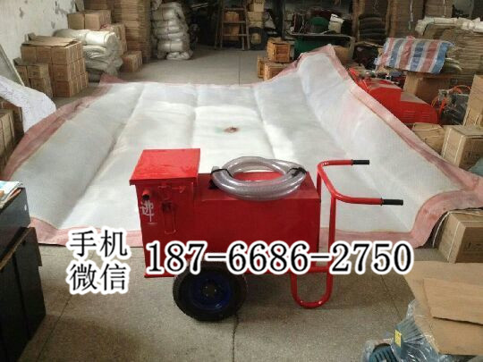 江西九江手推式水泥混凝土真空吸水机 聚氨酯高效吸水垫 路面吸水车报价 吸水机图片
