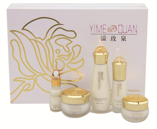 雪润美肤精品套装_雪润美肤五件精品套装使用效果_上海雪润美肤五件精品套装效果_秀汇供