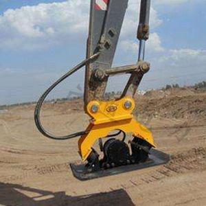 DHS12型高频震动液压夯实器可安装在180-240的挖掘机上