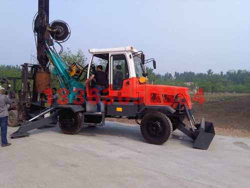 小型轮式旋挖钻机  地基 桩基础 打桩机  轮式打桩机