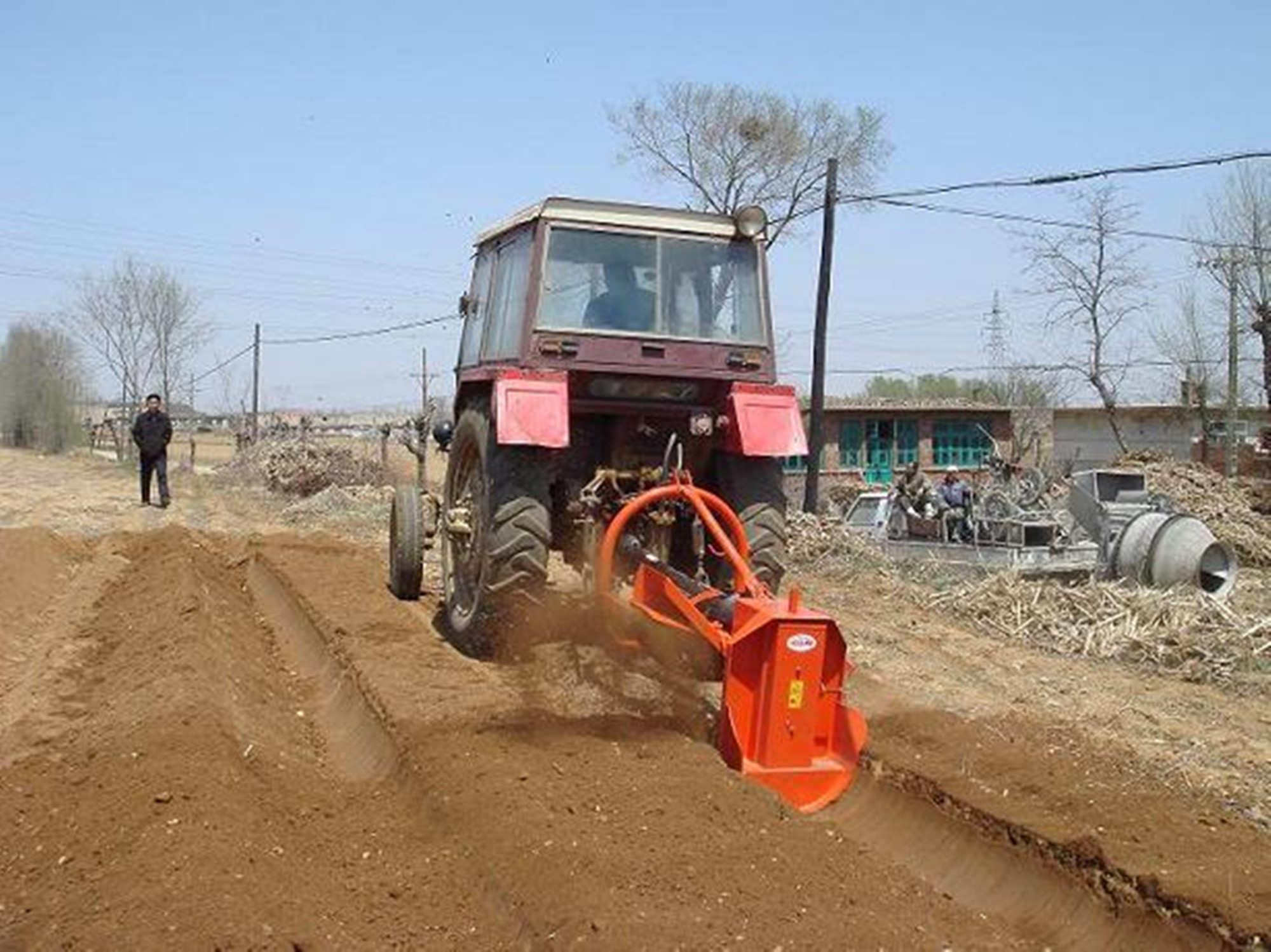 路石马路边公路链条式挖沟机挖槽机