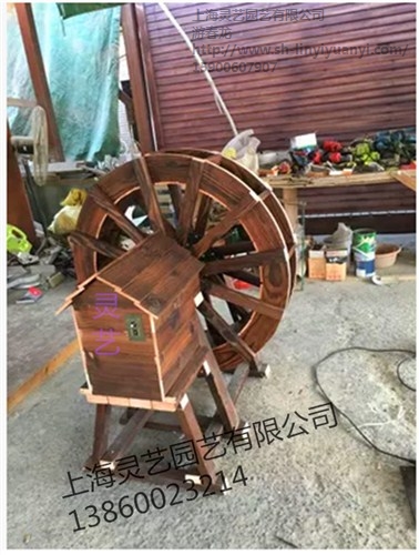 厂家直销防腐木屋水车 防腐木水车 高品质碳化木水车灵艺供