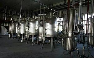 北京天津涂料厂设备回收反应釜搅拌罐回收价格