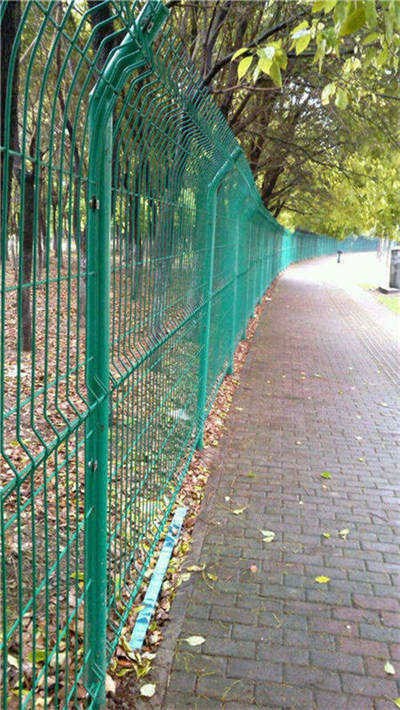 隔离栅护栏网批发 路捍拱 隔离栅护栏网口碑