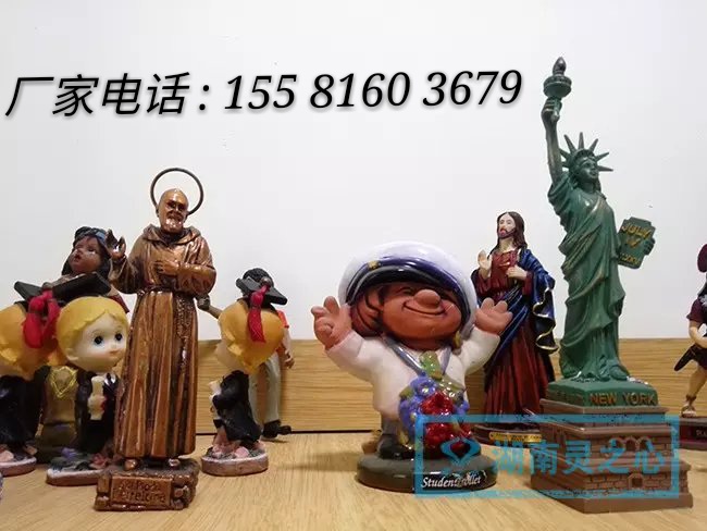 心理沙盘中人物及花草树木等沙具象征的意义