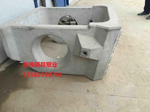 经久耐用阶梯式山体护坡模具设计