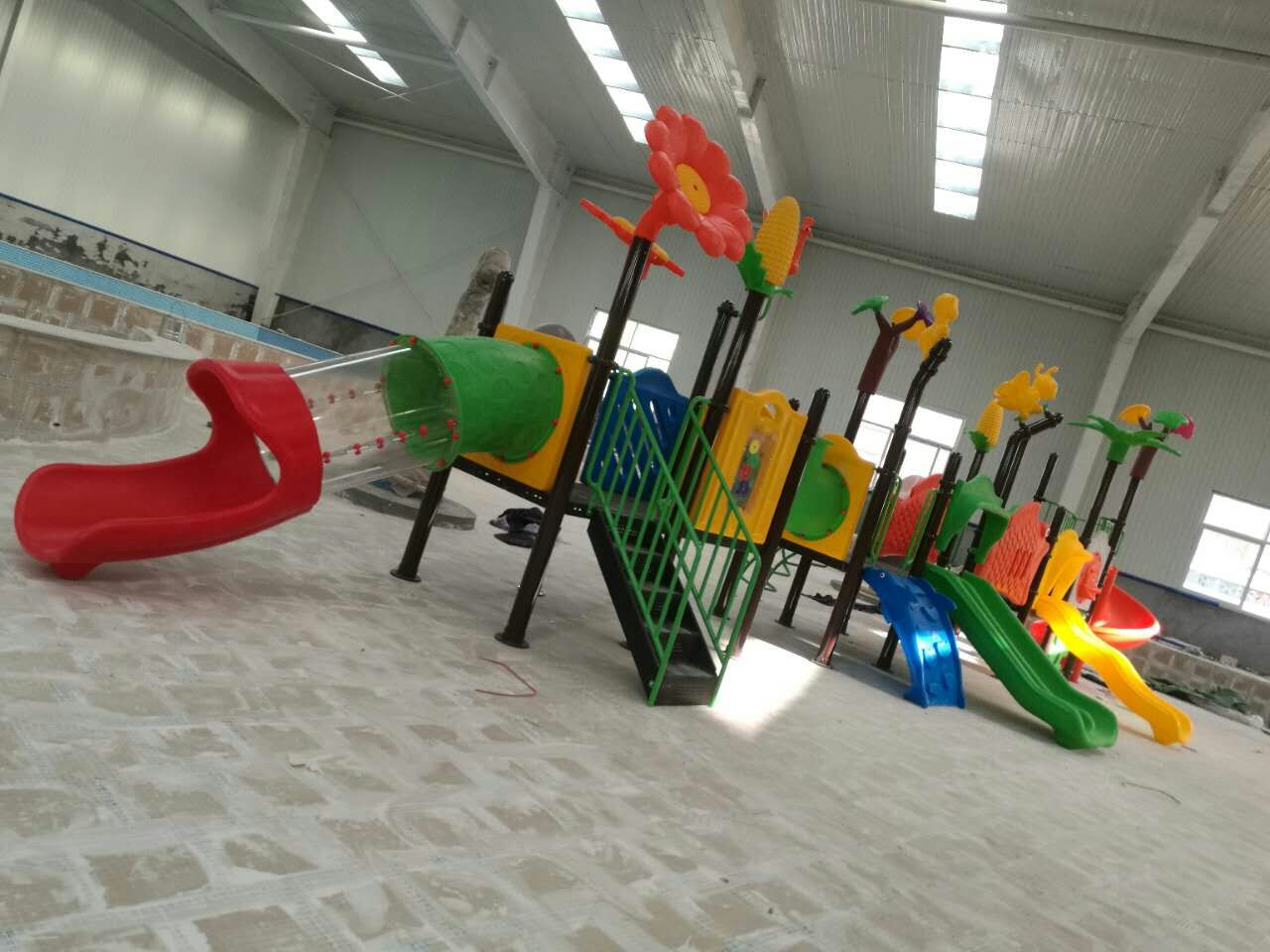 河北石家庄幼儿园玩具儿童组合滑梯
