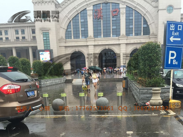湖北厂家半自动升降路桩 防冲撞路桩批发 路桩价格 汉口火车站升降路桩厂家