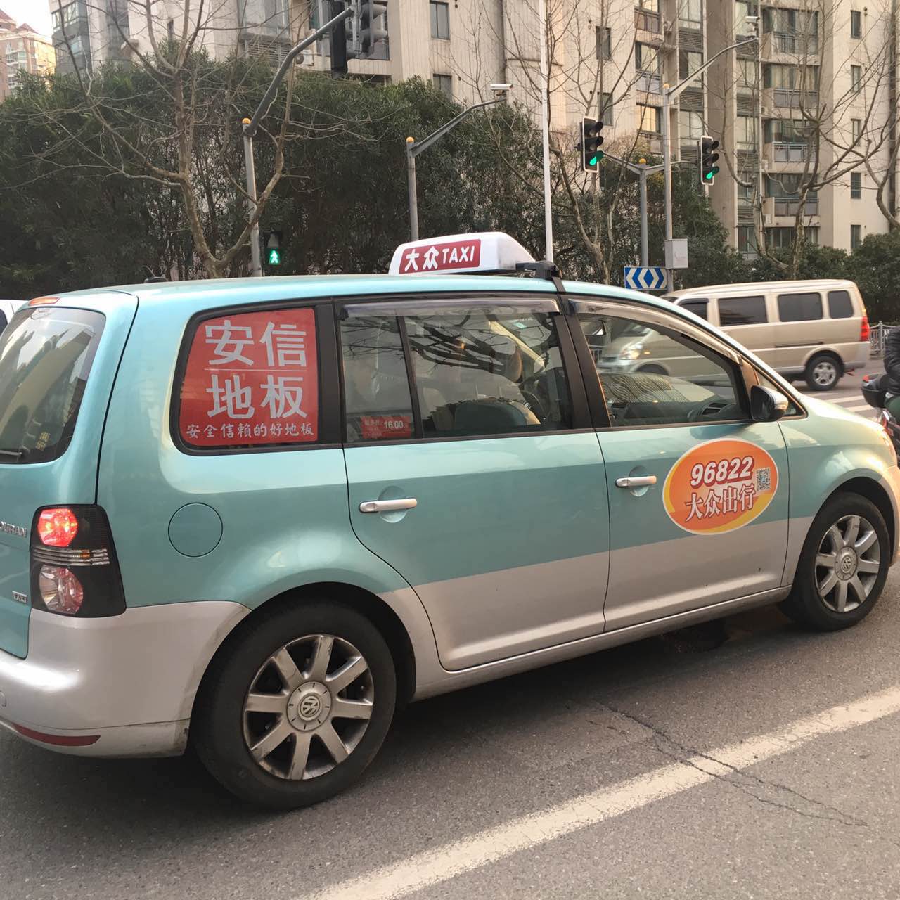 上海出租车侧窗广告，产品推广号选择