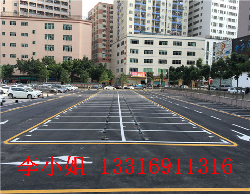 园岭汽车4S店车位划线施工路交通线标线怎么做