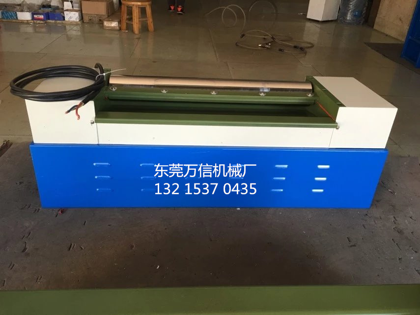 东莞万信长期供应珍珠棉热熔胶机，珍珠棉深加工设备，珍珠棉上胶机。