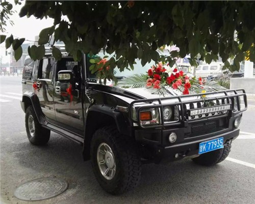 豪华婚车租赁多少钱 婚车出租哪家好 婚车出租哪家好 易步供