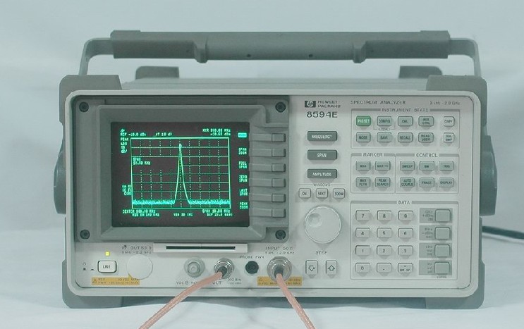 8594E 便携式频谱分析仪