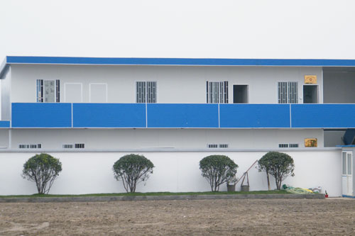 北京延庆厂家设计安装异型彩钢房搭建工地用简易活动房