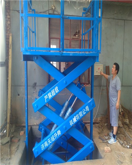 小型升降机厂家_升降机品牌_固定式升降机品牌
