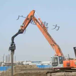 DDZ-250型液压高频震动打桩机打击力可达到20.5顿T