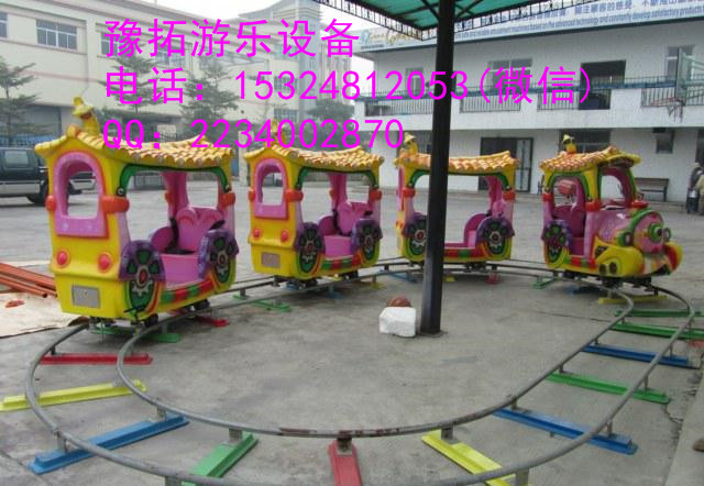 户外带顶带轨道的小火车厂家直销质量好价位合理