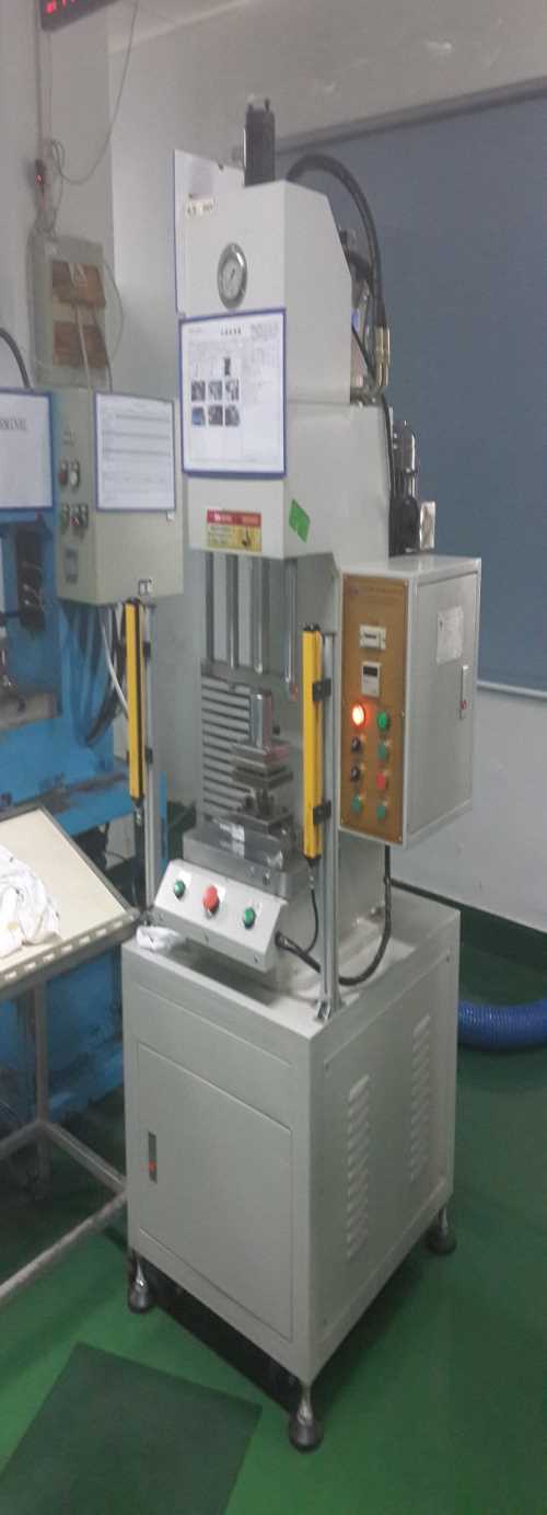 上海松江油压机生产厂家 压电机\变压器油压机 油压机生产厂家
