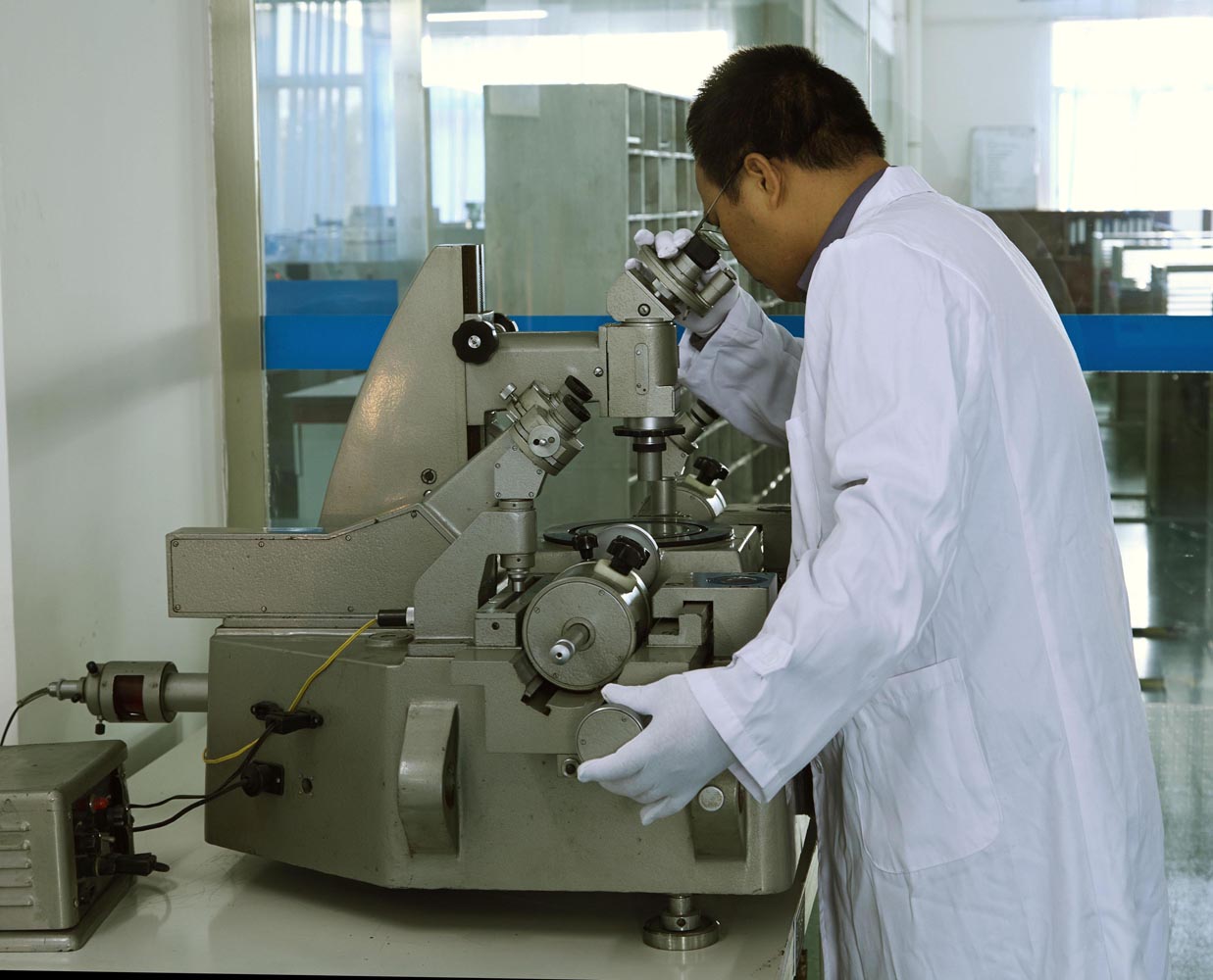惠州工厂设备校准价格-专业机构世通仪器为您报价！