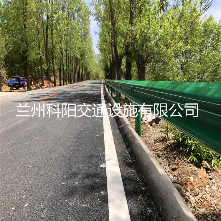 玉树防撞波形护栏 公路护栏 厂家按图纸生产