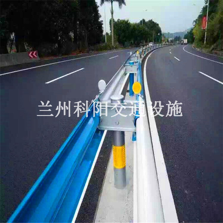 玉树治多波形护栏价格 公路护栏 兰州科阳厂家为您报价