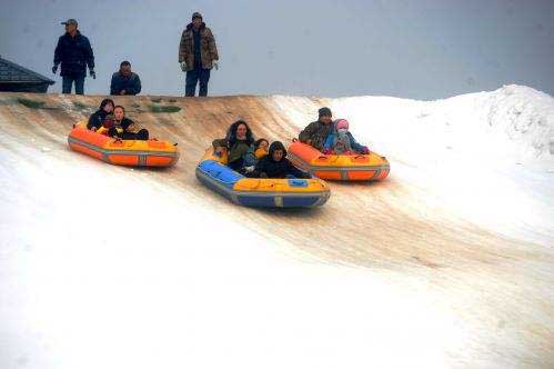 销售滑雪场雪地城堡船