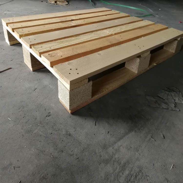 黄岛工业园木制托盘厂家直销实木卡板周转耐用抗压强