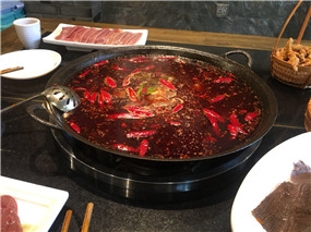 伟泽餐饮专业教育培训火锅底料技术培训等项目，莘莘学子认准的